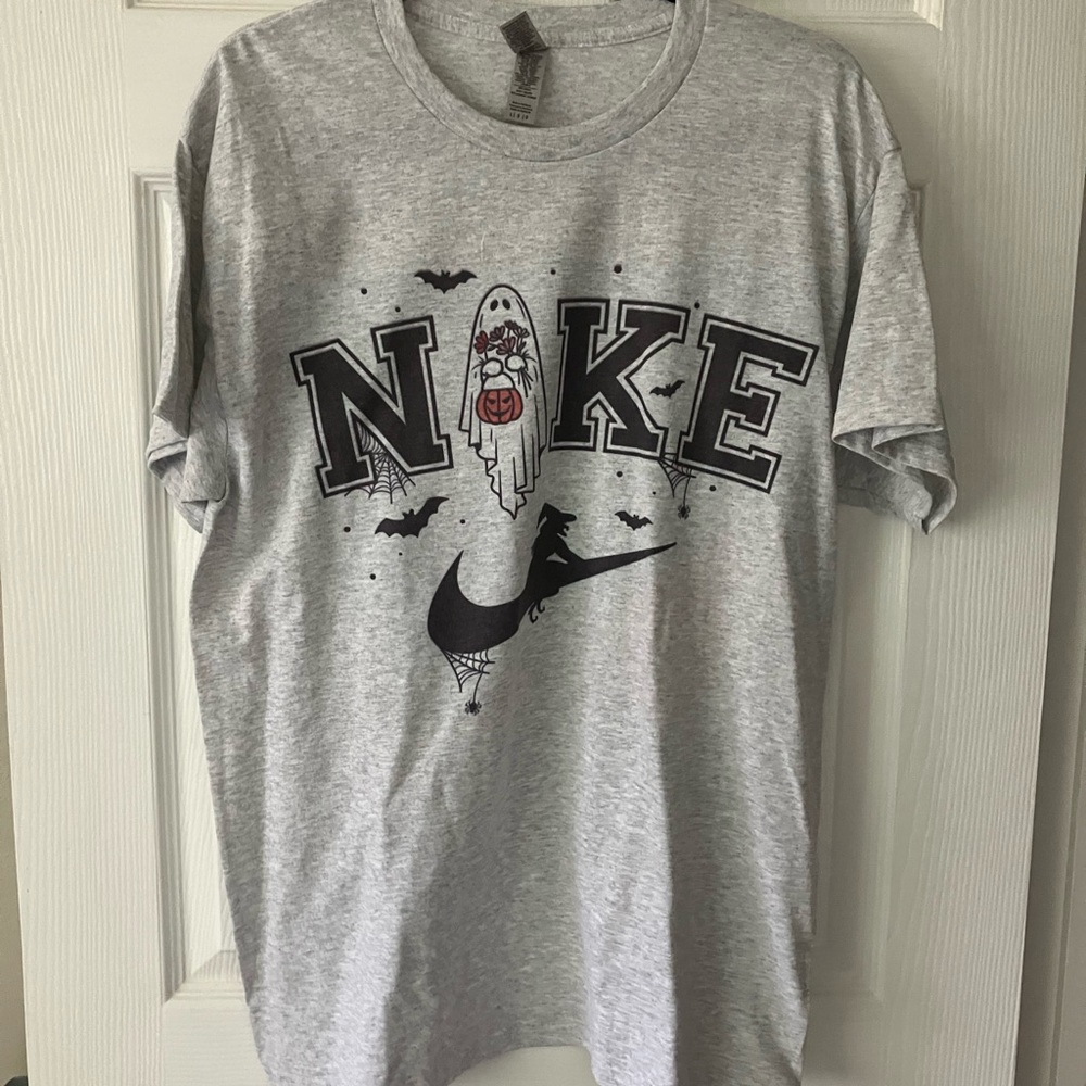 Halloween t-shirt.